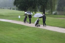 260612  1000 STROKES VOOR KOM OP TEGEN KANKER in Winge