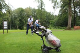 260612  1000 STROKES VOOR KOM OP TEGEN KANKER in Winge