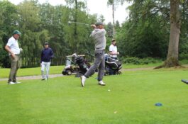 260612  1000 STROKES VOOR KOM OP TEGEN KANKER in Winge