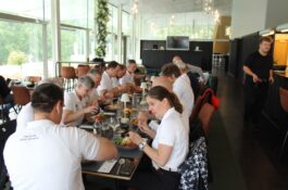 260612  1000 STROKES VOOR KOM OP TEGEN KANKER in Winge