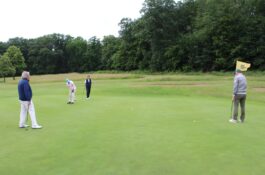 260612  1000 STROKES VOOR KOM OP TEGEN KANKER in Winge