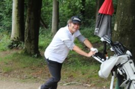 260612  1000 STROKES VOOR KOM OP TEGEN KANKER in Winge
