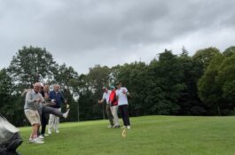 260612  1000 STROKES VOOR KOM OP TEGEN KANKER in Winge